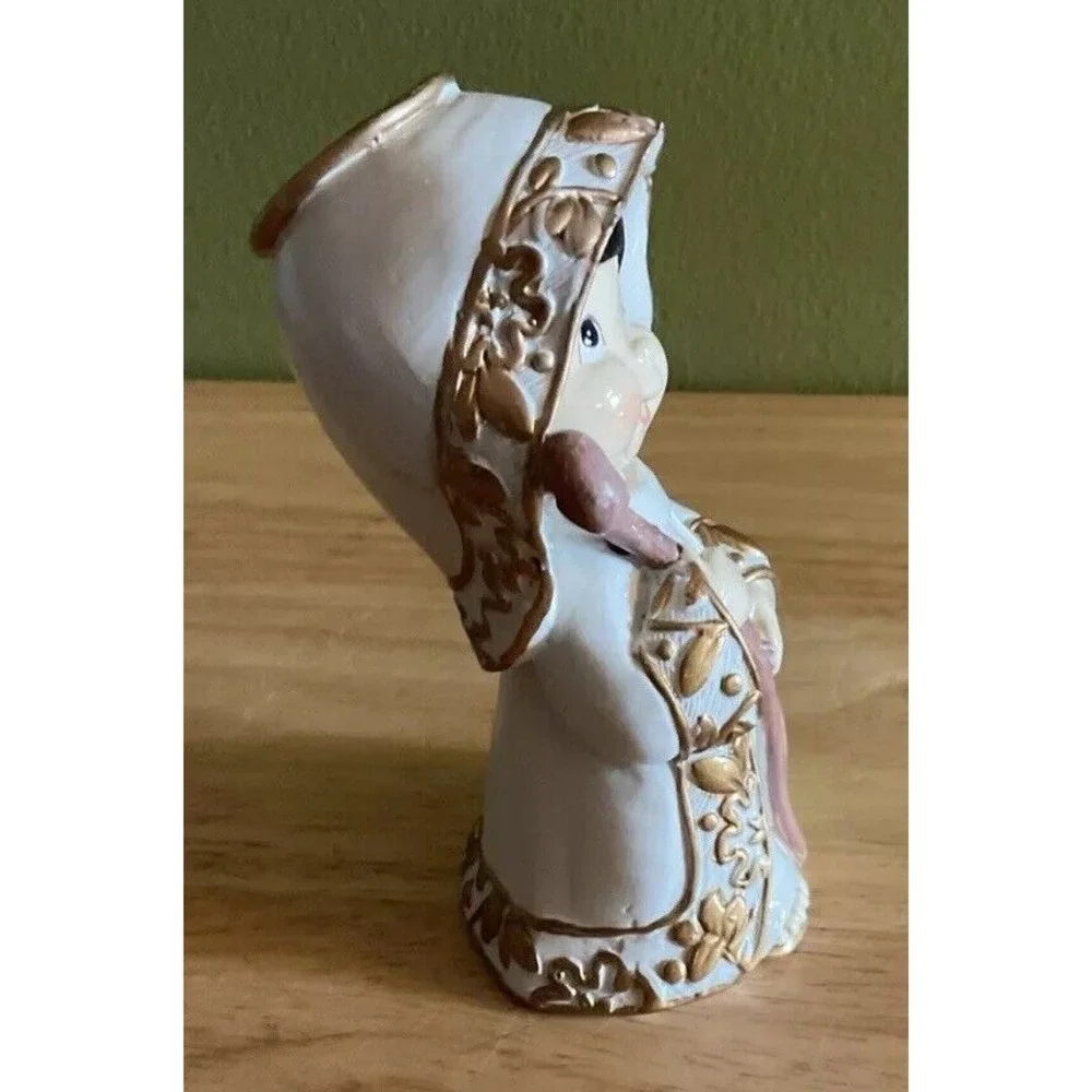Ceramic‎ Nativity Set Small, 10 Pieces, Unbranded, White And Gold,